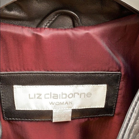 Women leather jacket plus size - Picture 3 of 5